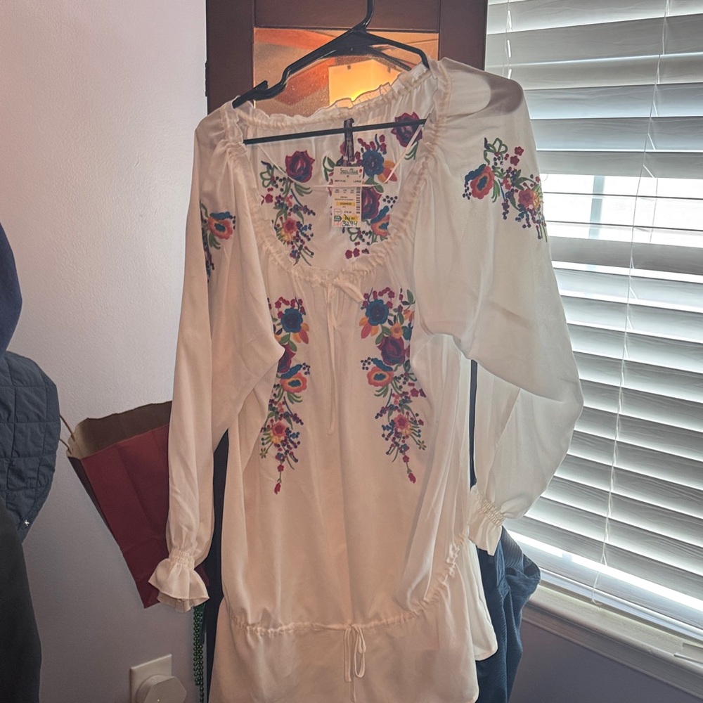 Johnny Was White Embroidered Top with Multicolor Floral Stitching